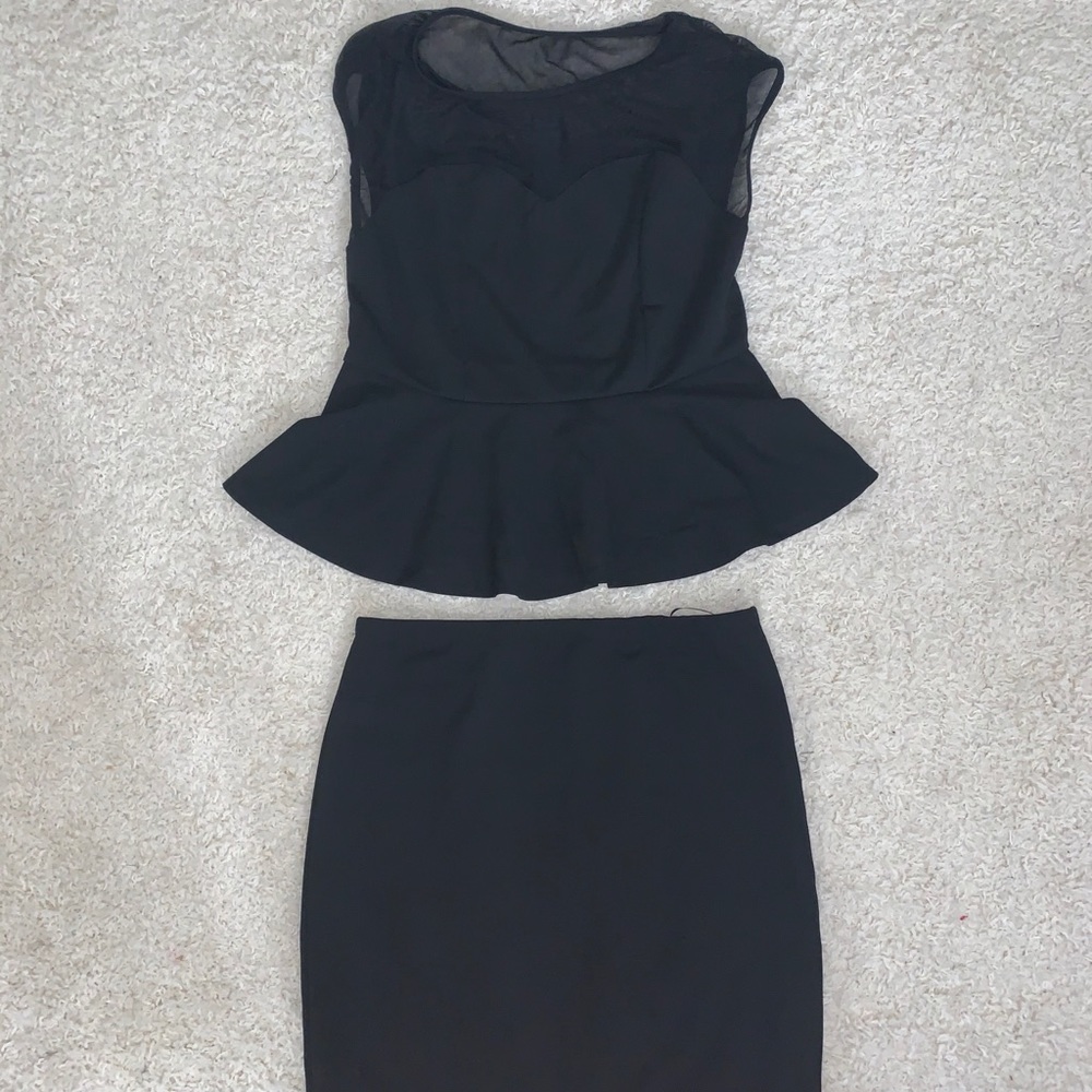 PEPLUM DRESS - Picture 2 of 3
